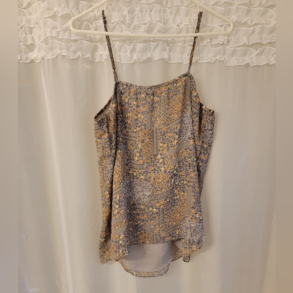 Old Navy Boho Sleeveless Grey Floral Top, Size Medium - Picture 2 of 10